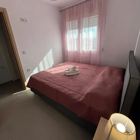 Casa de Campo Almond 5 8