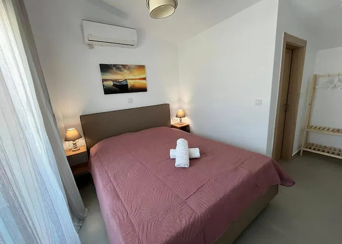 Casa de Campo Almond 5 8